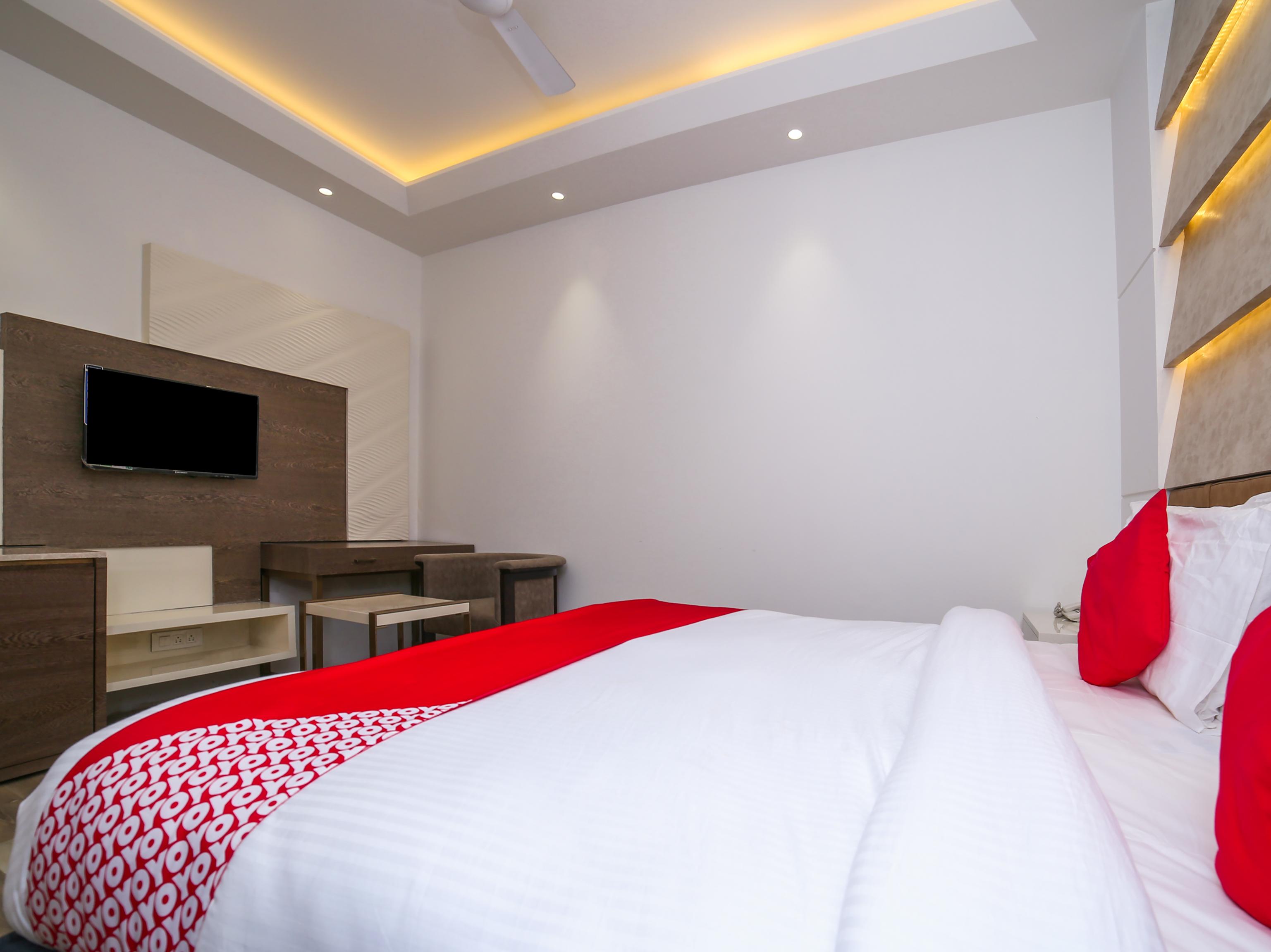 Townhouse Oak Hotel Dev Palace Delhi  Exterior foto