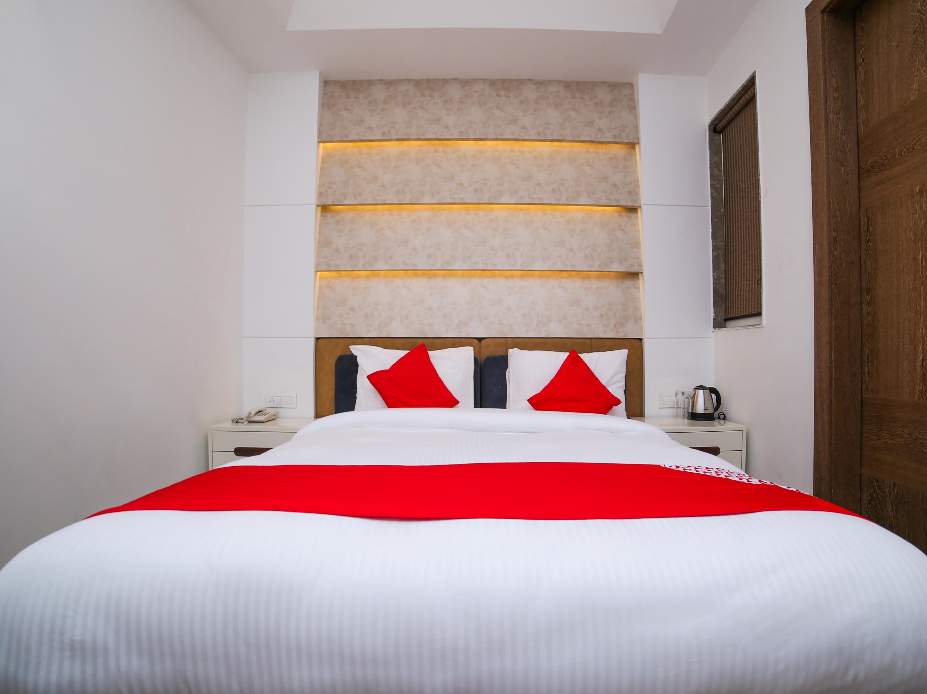 Townhouse Oak Hotel Dev Palace Delhi  Exterior foto